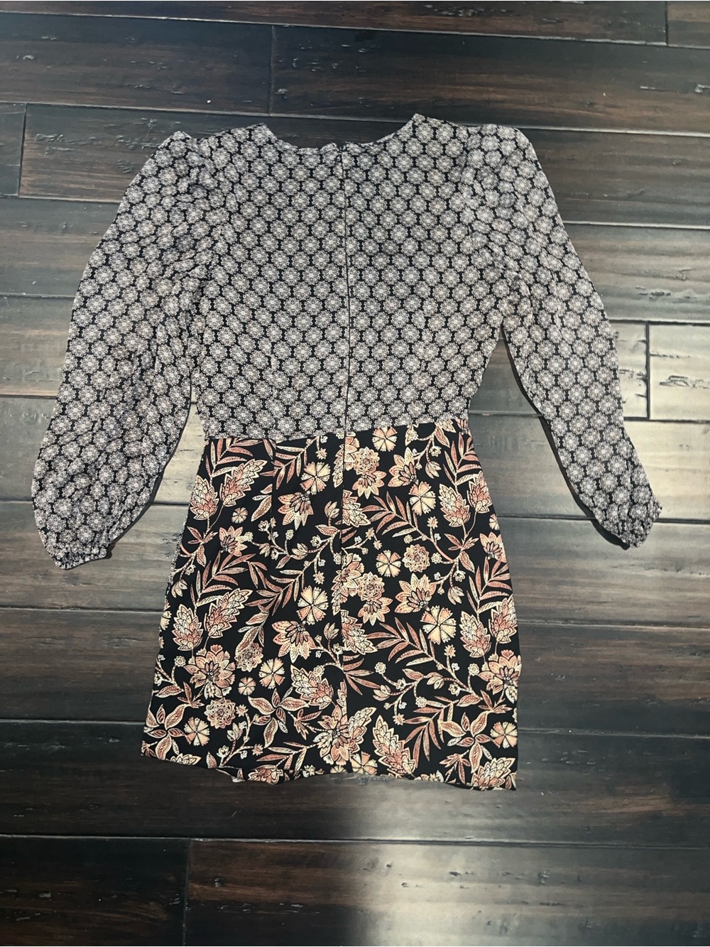 Misa Los Angeles Women’s Size 2 RTR Amber Paisley Print Mini Dress (0116) - Picture 8 of 16